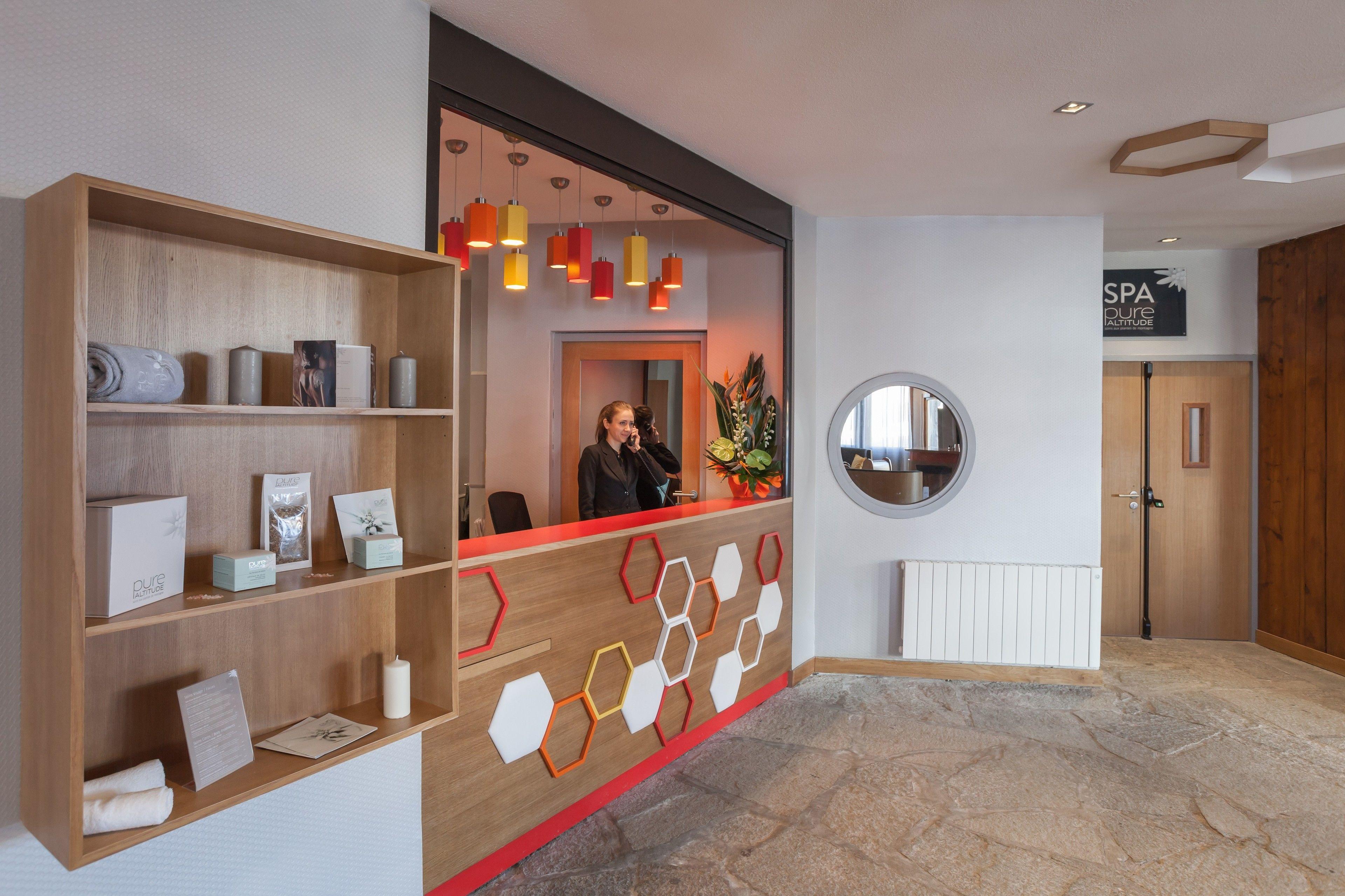 Royal Ours Blanc Boutique Hotel & Spa Alpe d'Huez Esterno foto