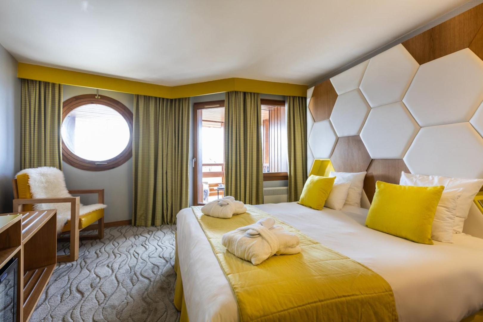 Royal Ours Blanc Boutique Hotel & Spa Alpe d'Huez Esterno foto