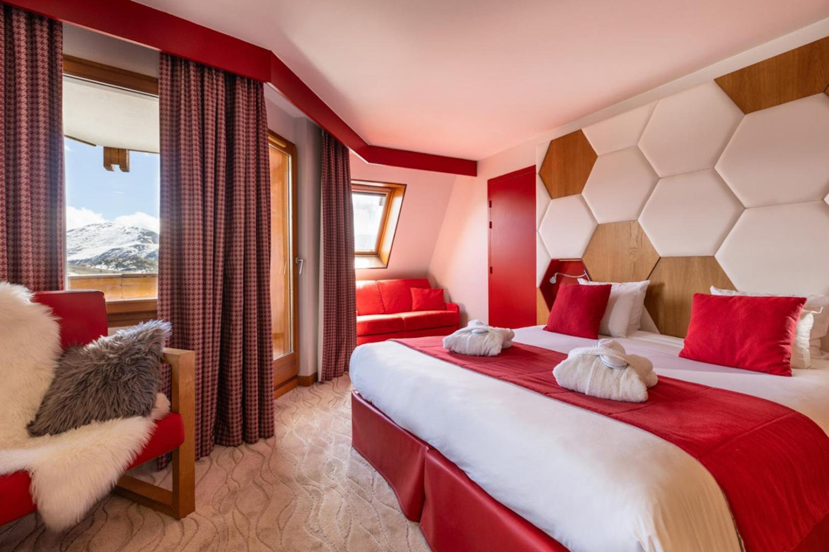 Royal Ours Blanc Boutique Hotel & Spa Alpe d'Huez Esterno foto