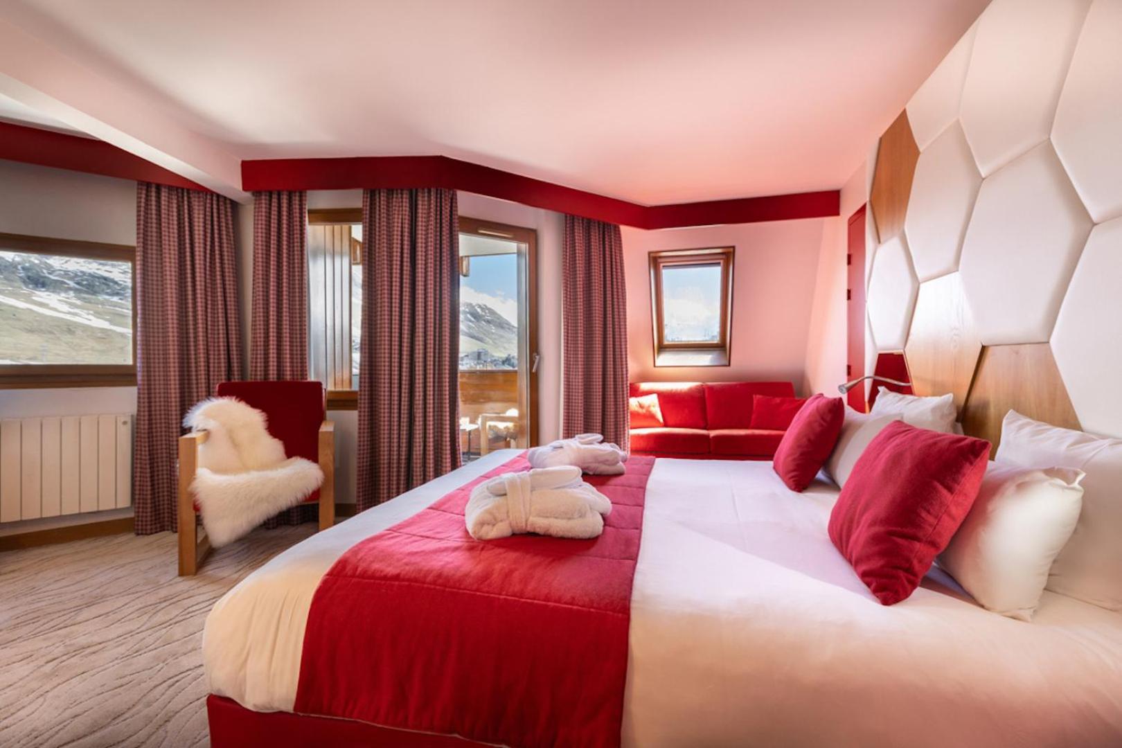 Royal Ours Blanc Boutique Hotel & Spa Alpe d'Huez Esterno foto