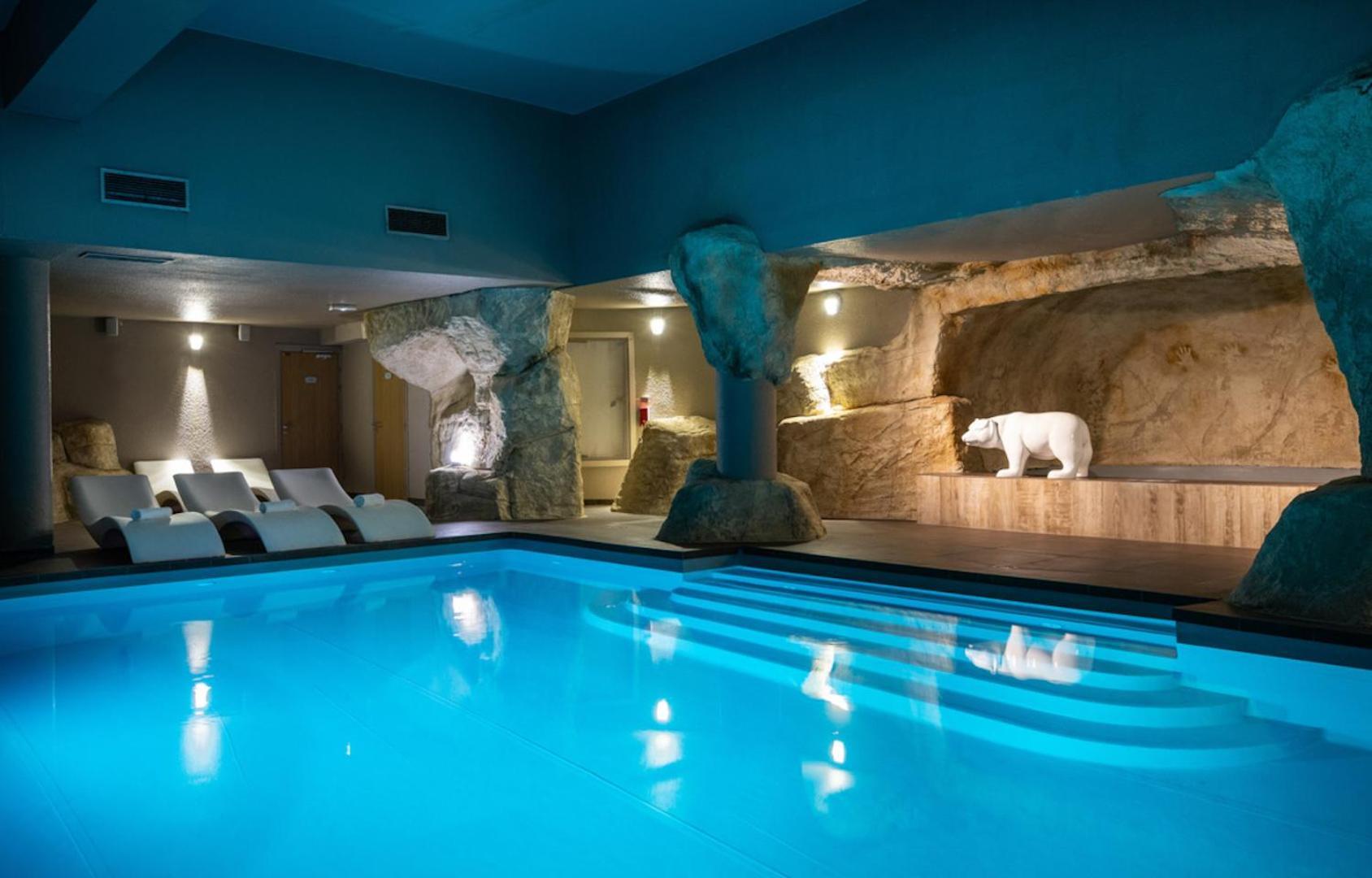 Royal Ours Blanc Boutique Hotel & Spa Alpe d'Huez Esterno foto