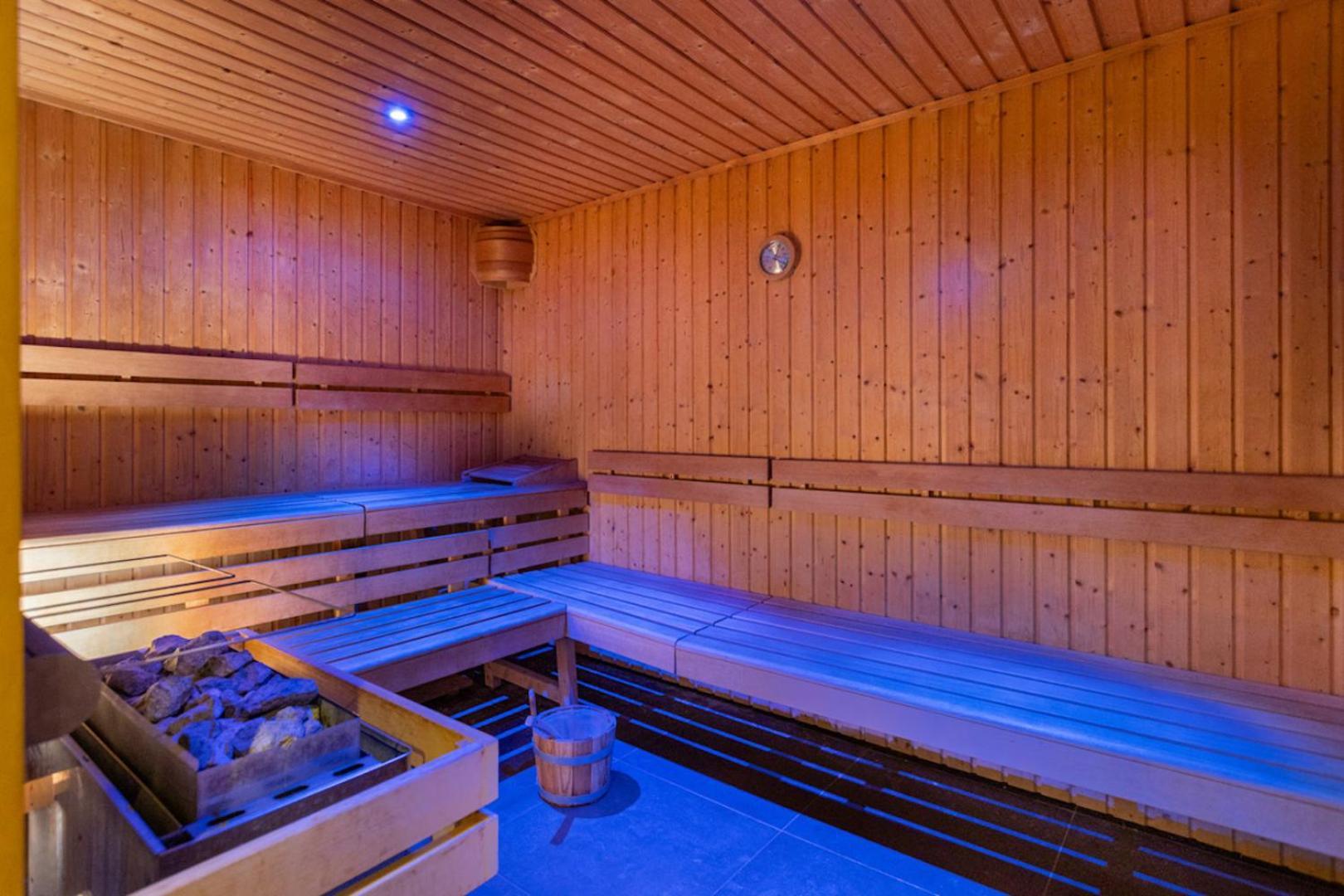 Royal Ours Blanc Boutique Hotel & Spa Alpe d'Huez Esterno foto